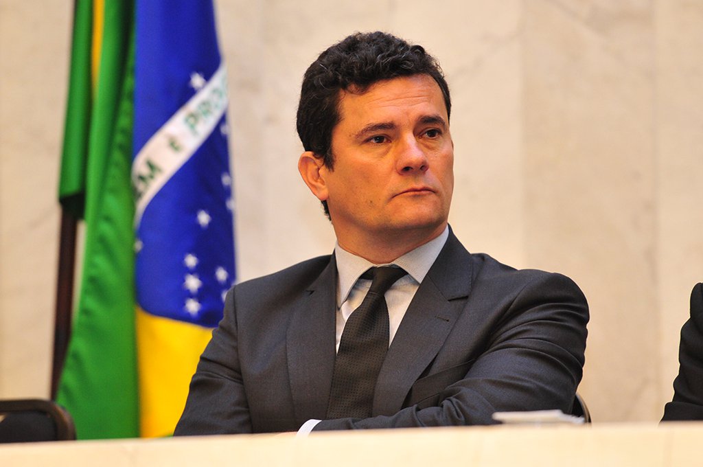 Bolsonaro pode nomear Sergio Moro para a Justiça