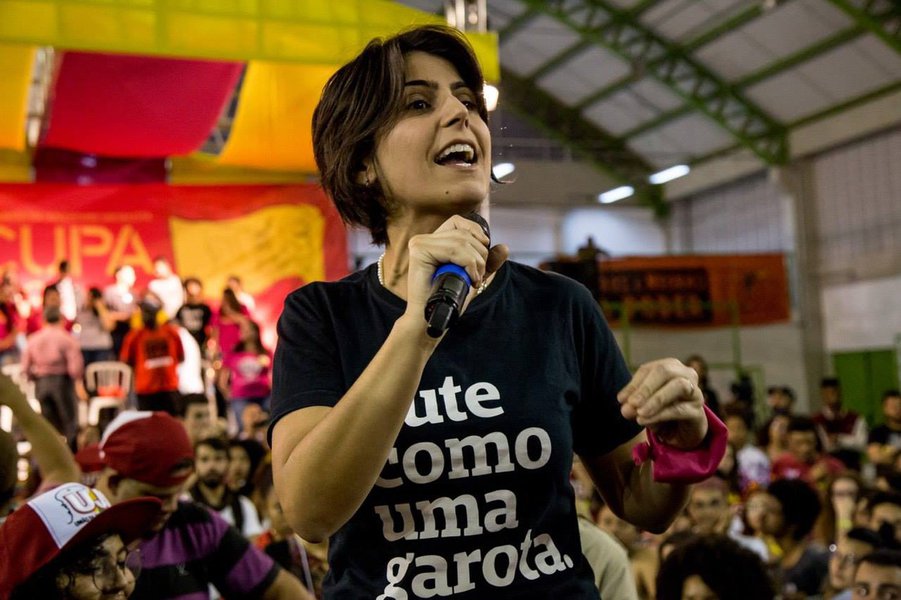 Manuela D'Ávila luta contra exército de bolsominions