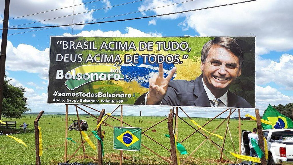 PT pede inelegibilidade da chapa de Bolsonaro por abuso de poder econômico