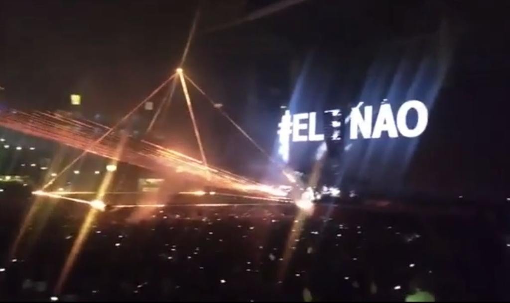 Roger Waters fala em censura e retoma protesto contra Bolsonaro