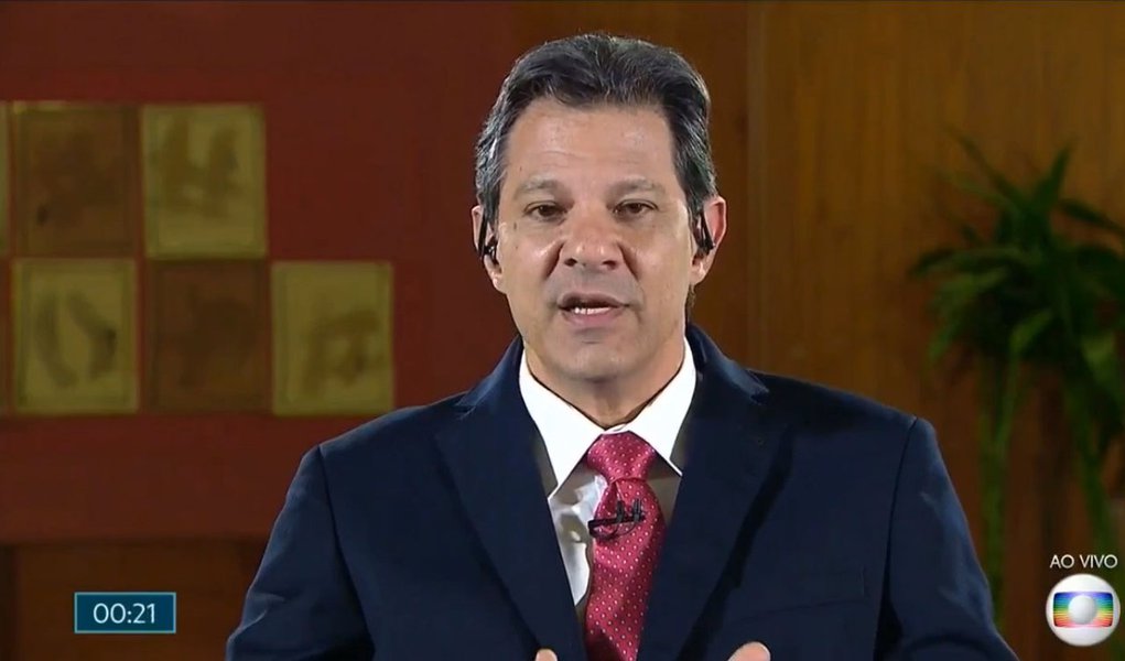 Na Globo, Haddad diz que não vai propor nova constituinte e aprovará reformas por emenda