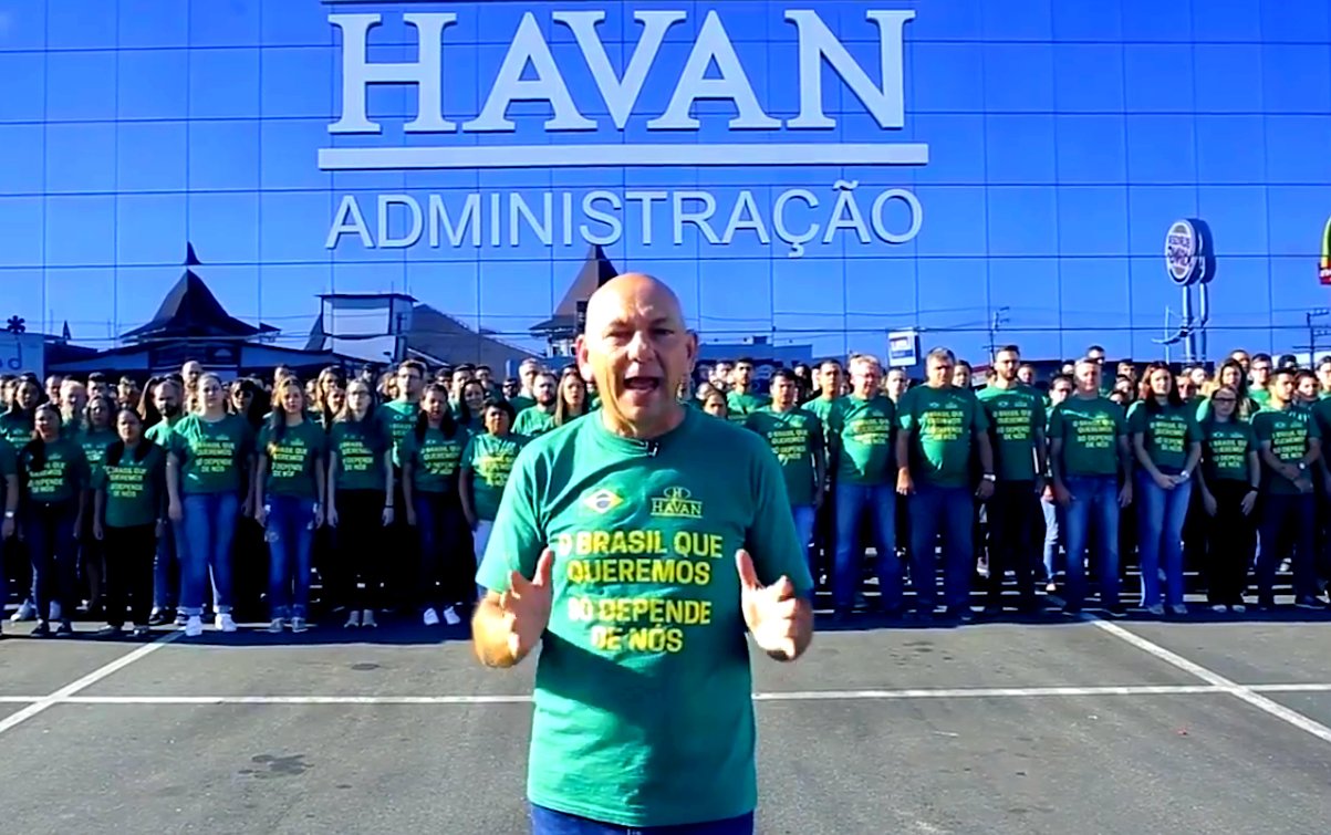 Dono da Havan coage funcionários a votarem em Bolsonaro