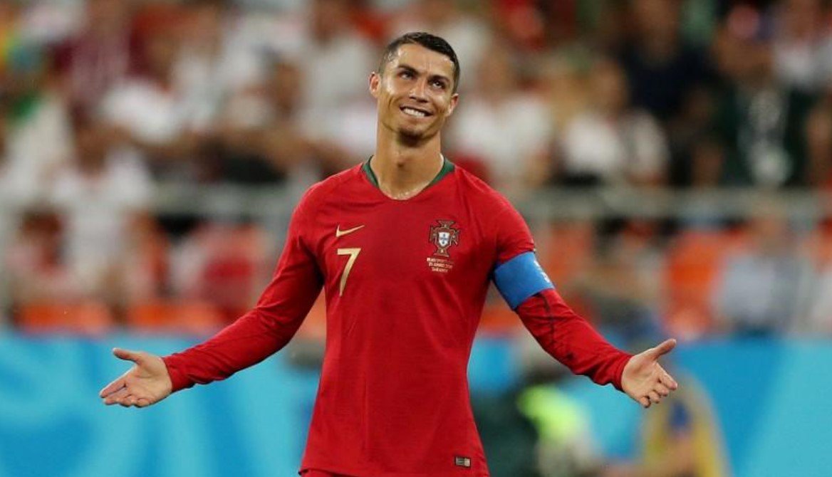 Cristiano Ronaldo é acusado de estupro por americana