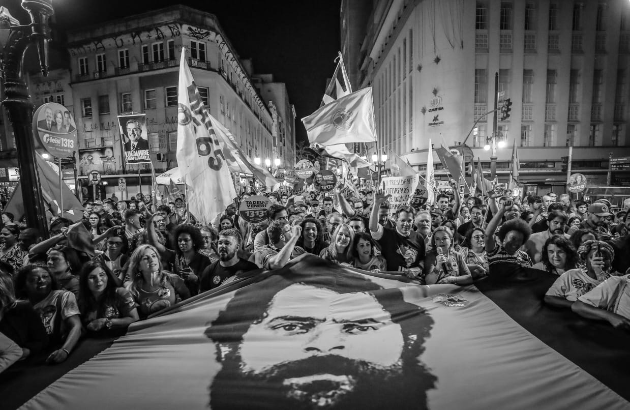 Rovai: Folha atestou ilegalidade da prisão de Lula