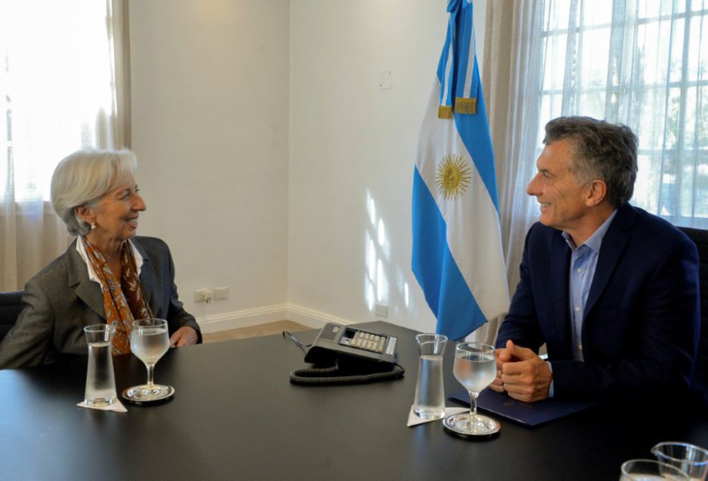 Com a Argentina em crise, Macri diz que 'está vindo mais apoio do FMI'