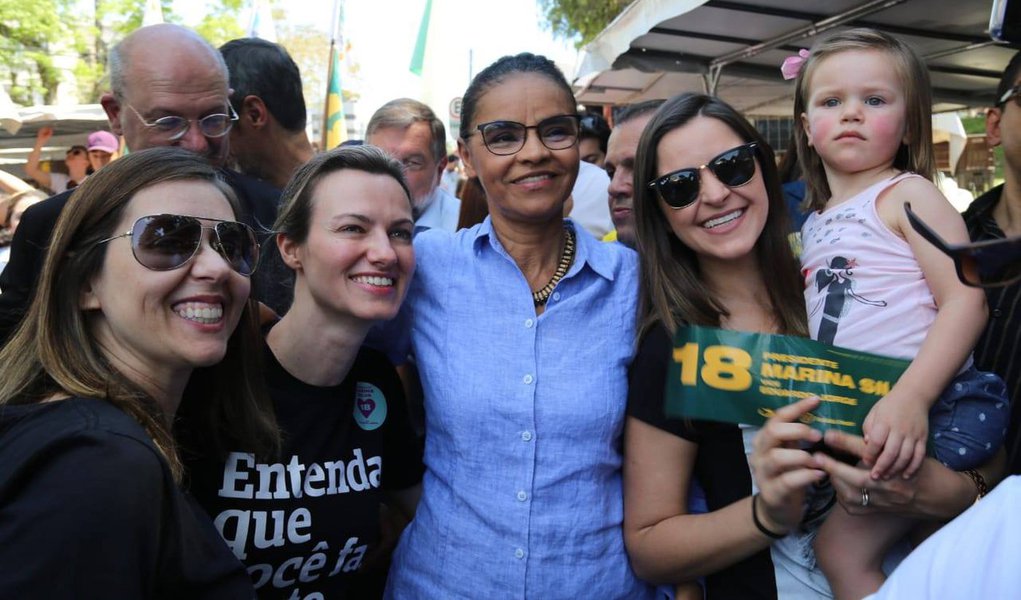 Presidenciável Marina Silva participa de evento em Maceió