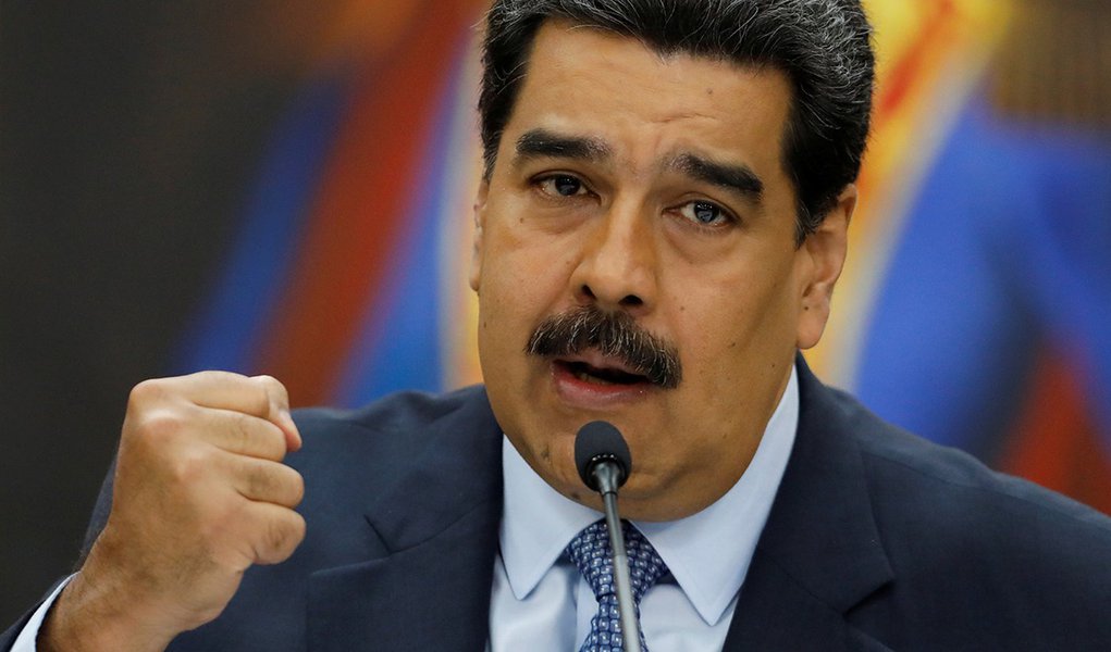 Maduro toma posse do 2º mandato como presidente da Venezuela