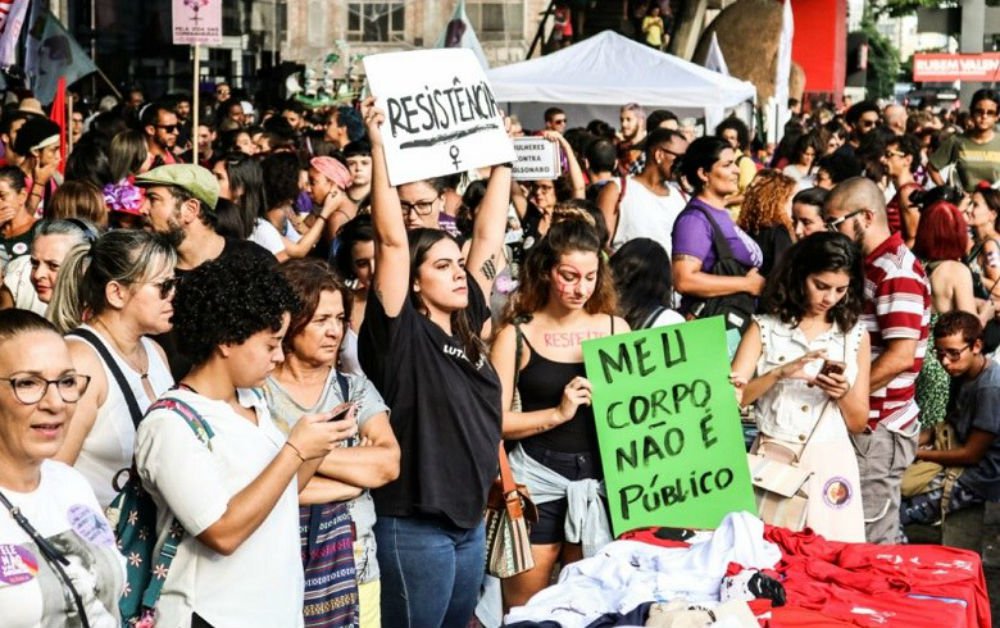 IBGE: mulher ganha menos em todas as ocupações no Brasil