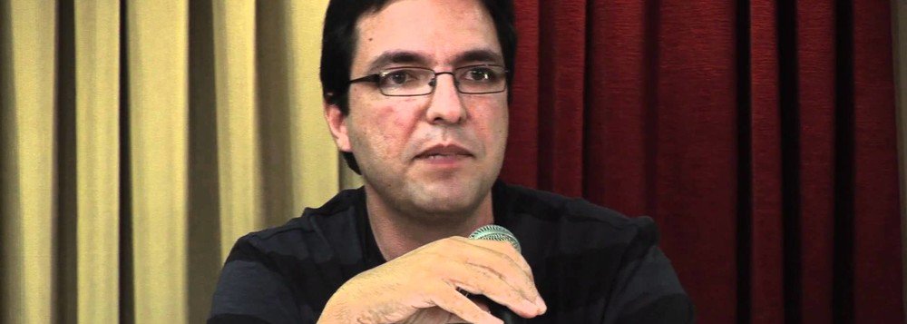 Luis Miguel: mídia no Brasil faz “espetáculo da hipocrisia” sobre a Venezuela