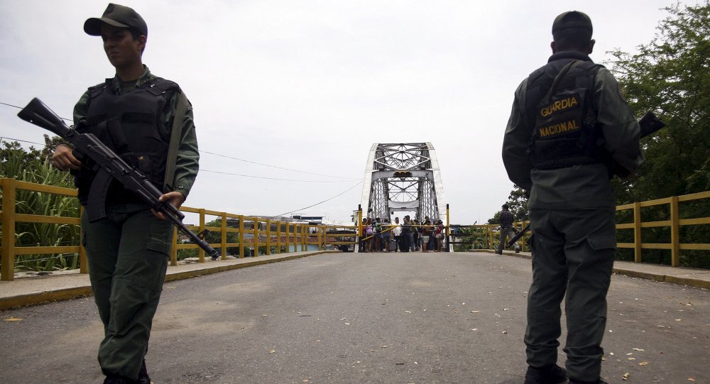 Venezuela também fecha fronteira com a Colômbia