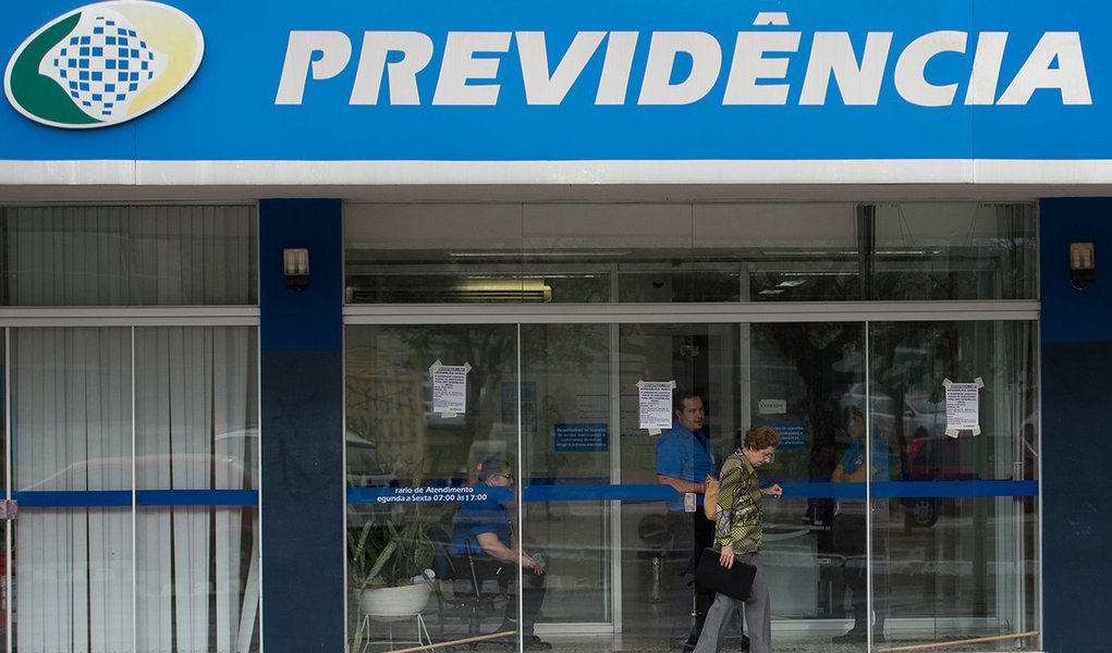 O desmonte da seguridade social