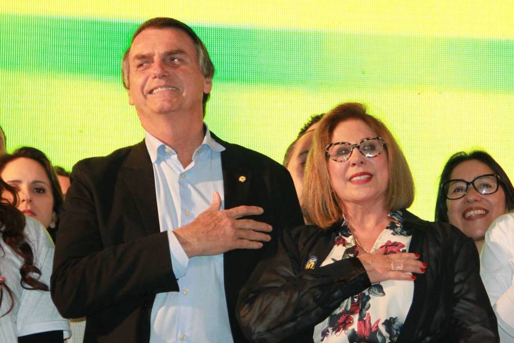 “Não entrei para ganhar, mas para dar 28 segundos a Bolsonaro”, diz candidata-laranja que recebeu R$ 200 mil do PSL