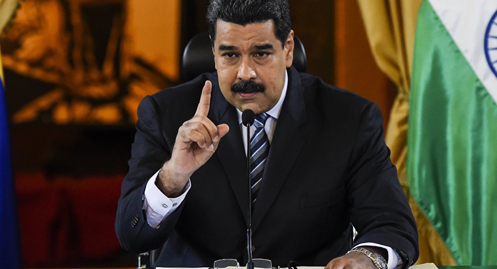 Maduro anuncia que receberá 300 toneladas de ajuda humanitária da Rússia