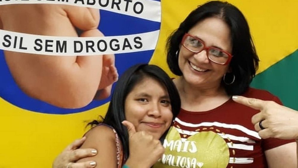 Damares: adoção ou sequestro? Questões étnicas e éticas em jogo