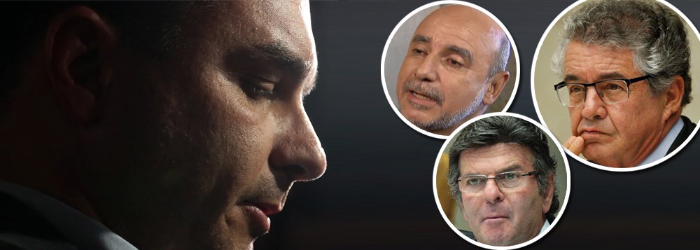 Flávio Bolsonaro perde no STF e Marco Aurélio derruba foro que Fux concedeu a Queiroz