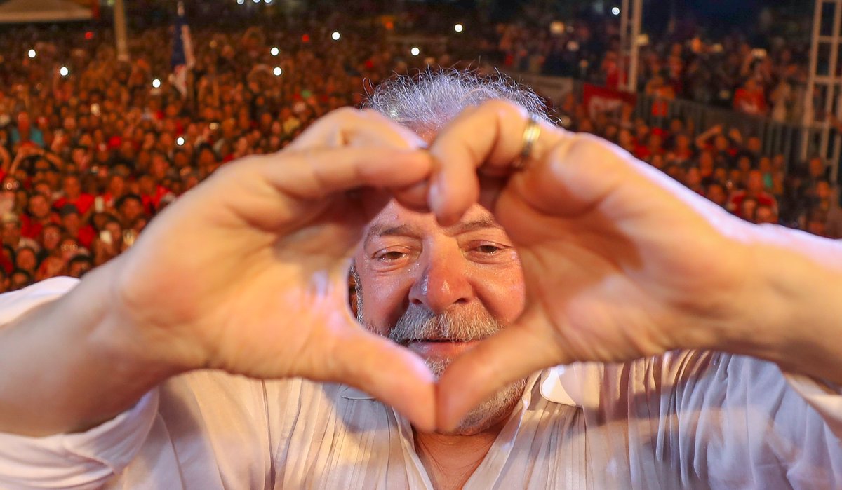 Lula merece o Nobel da Paz