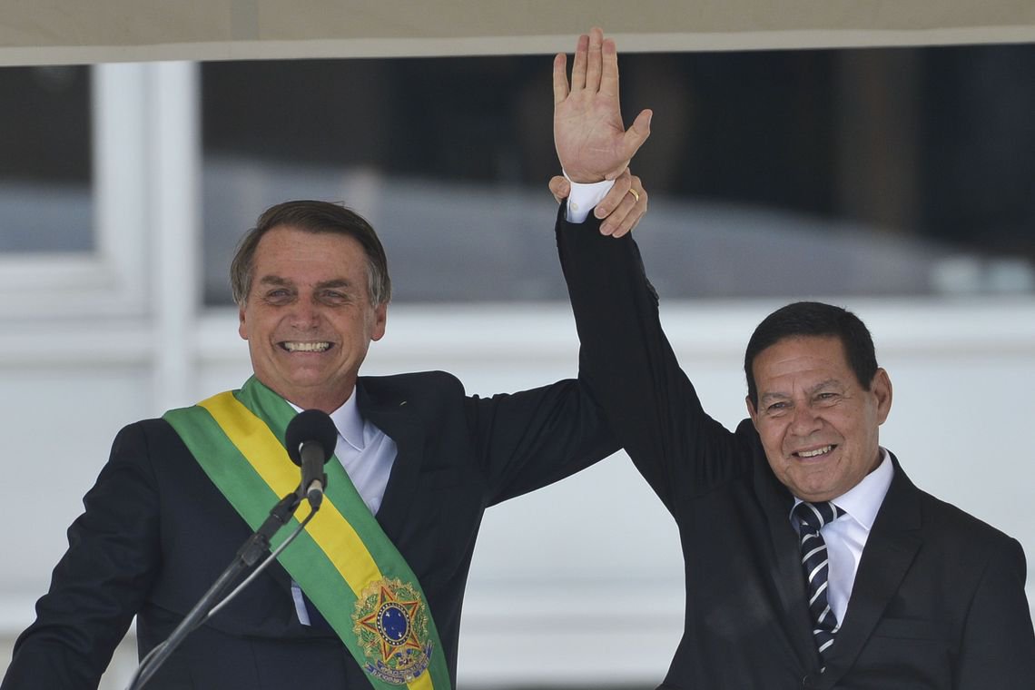 Mourão esclarece: Bolsonaro não é Átila, o Huno