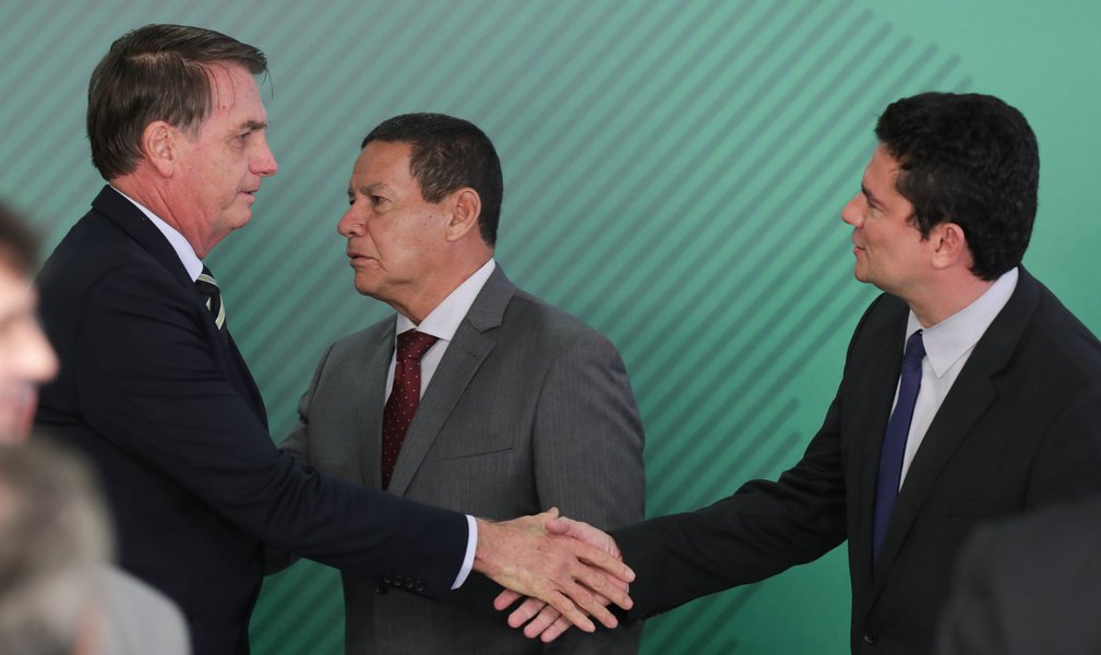 Moro seria um aliado da Globo na sua guerra contra Bolsonaro?