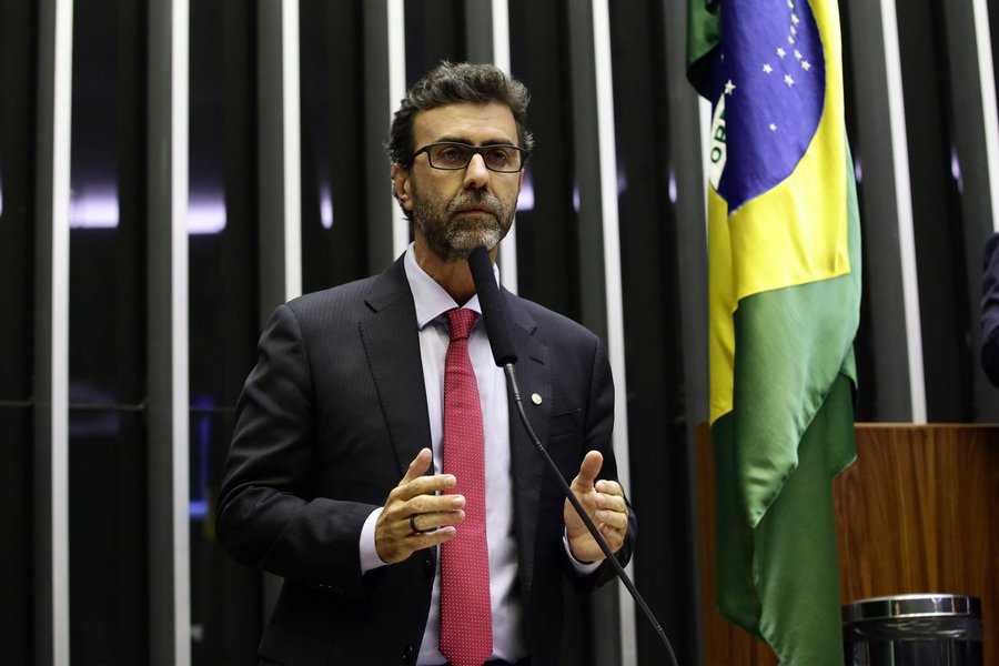 Freixo: Bolsonaro se comporta como um fanático
