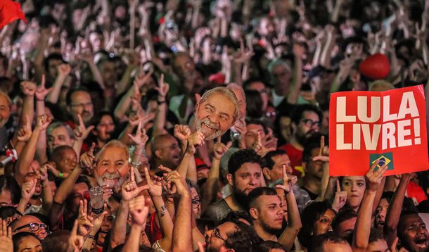 Liberdade para Lula