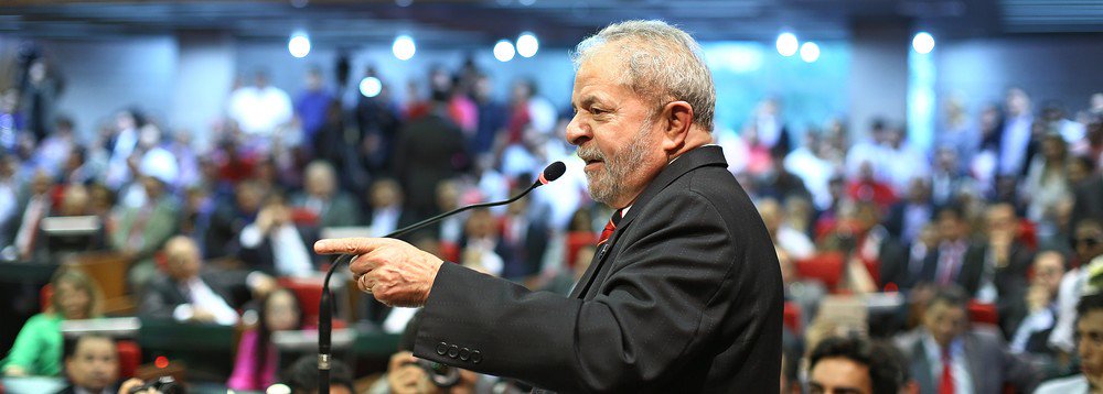 Prisão injusta de Lula o eleva ao status de preso político sequestrado por juízes e militares