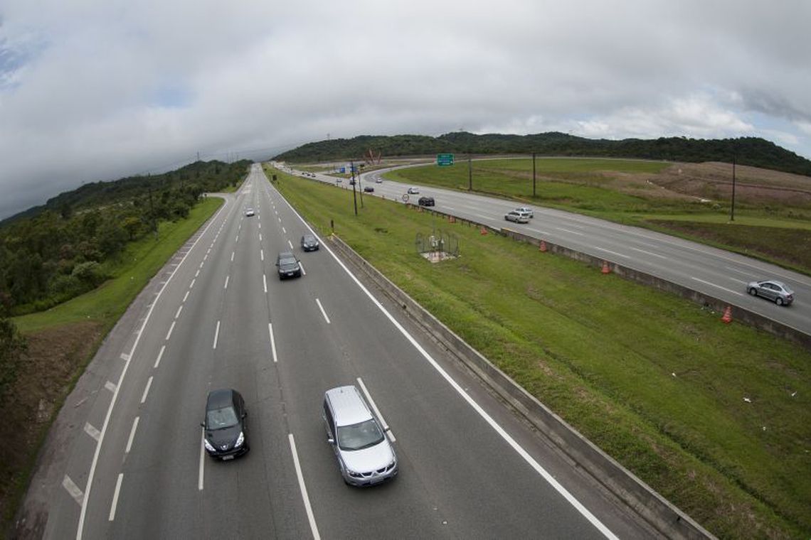Mortes caem 21,7% em trechos de estradas federais após radares