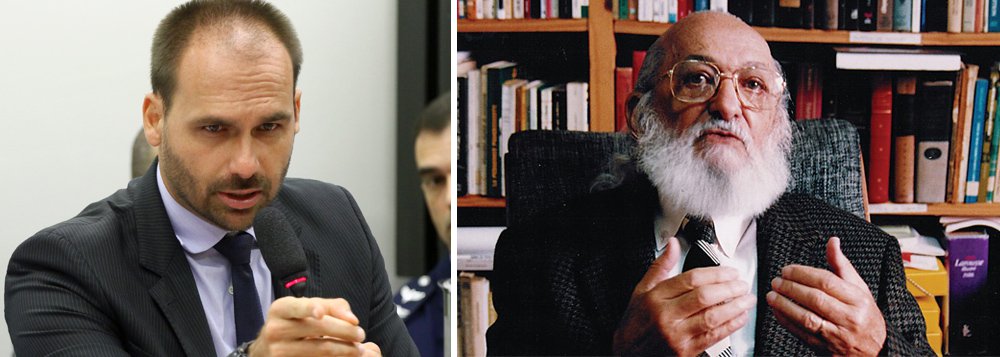 Eduardo Bolsonaro desafia a esquerda a dizer quem é Paulo Freire. E a esquerda responde