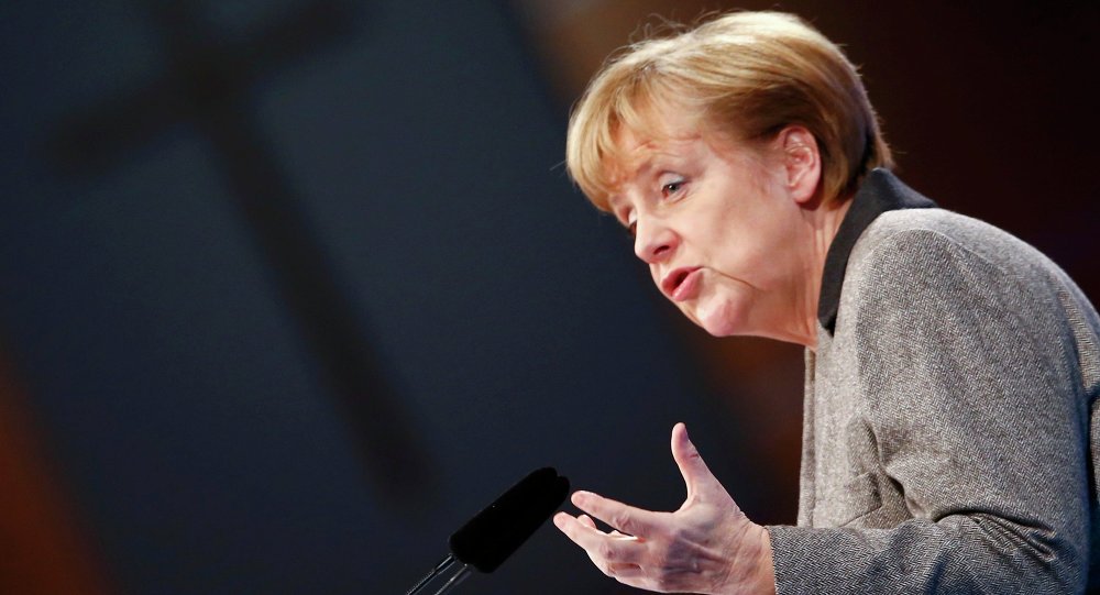 Merkel defende que Europa se junte à nova Rota da Seda da China
