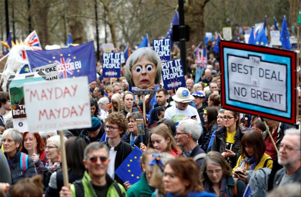 Milhares de manifestantes pedem em Londres novo referendo do Brexit