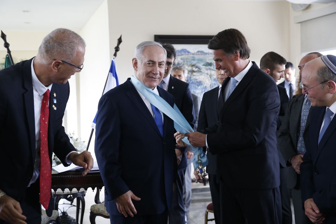 Bolsonaro e Israel: aproximação pela fé evangélica ou lobby financeiro judaico?