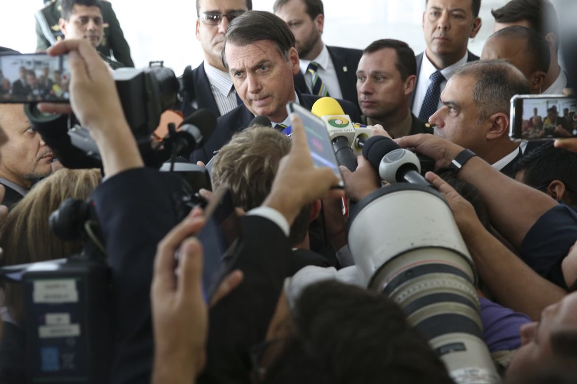 Bolsonaro fala sobre Suzano, sete horas após tragédia