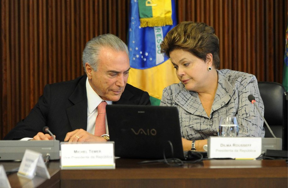 Dilma cobrará de Temer a cabeça de Cunha
