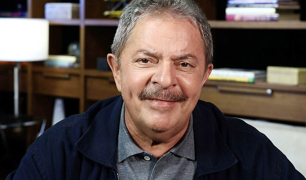 Lula pode se candidatar ao Senado em 2014