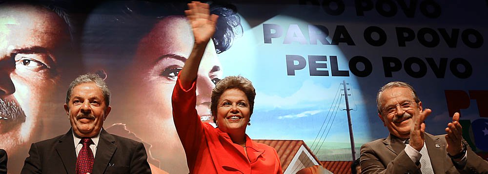 Em Porto Alegre, Dilma e Lula ressaltam união