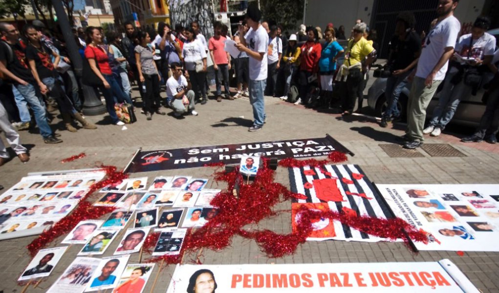 Assassinatos em São Paulo aumentam 40% em 2012