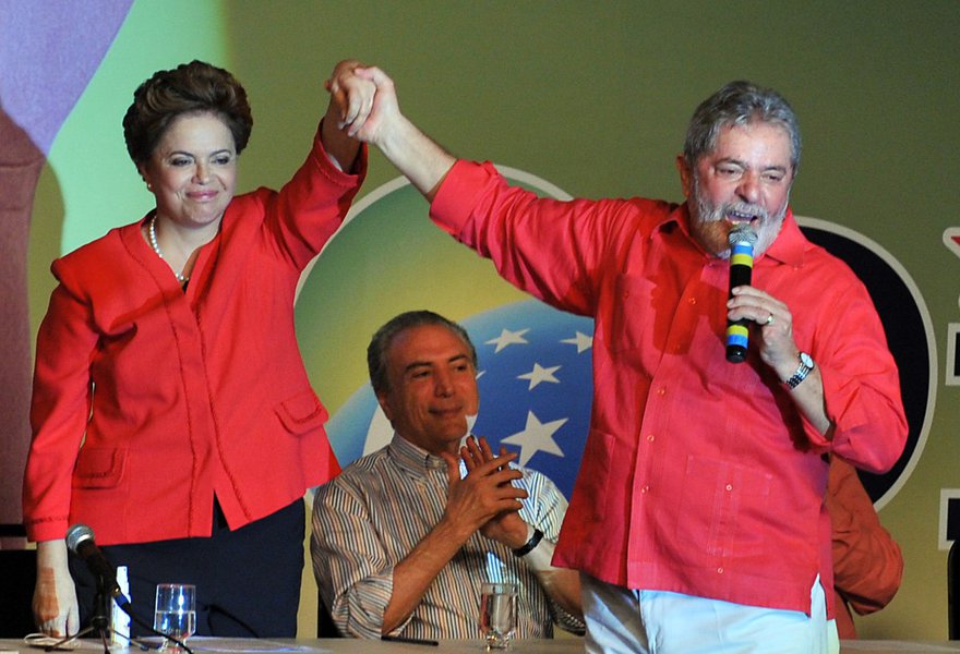 Dilma e Lula venceriam. Ele, com mais facilidade