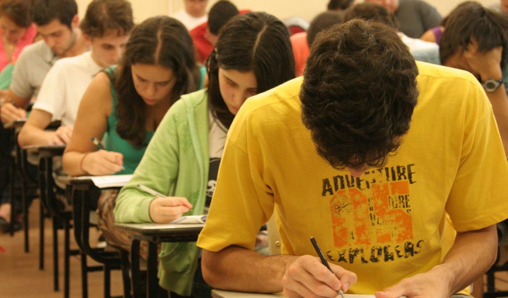 Redação que tirou zero na Fuvest vaza e levanta dúvidas sobre critérios de correção pensarcontemporaneo.com - Redação que tirou zero na Fuvest vaza e levanta dúvidas sobre critérios de correção