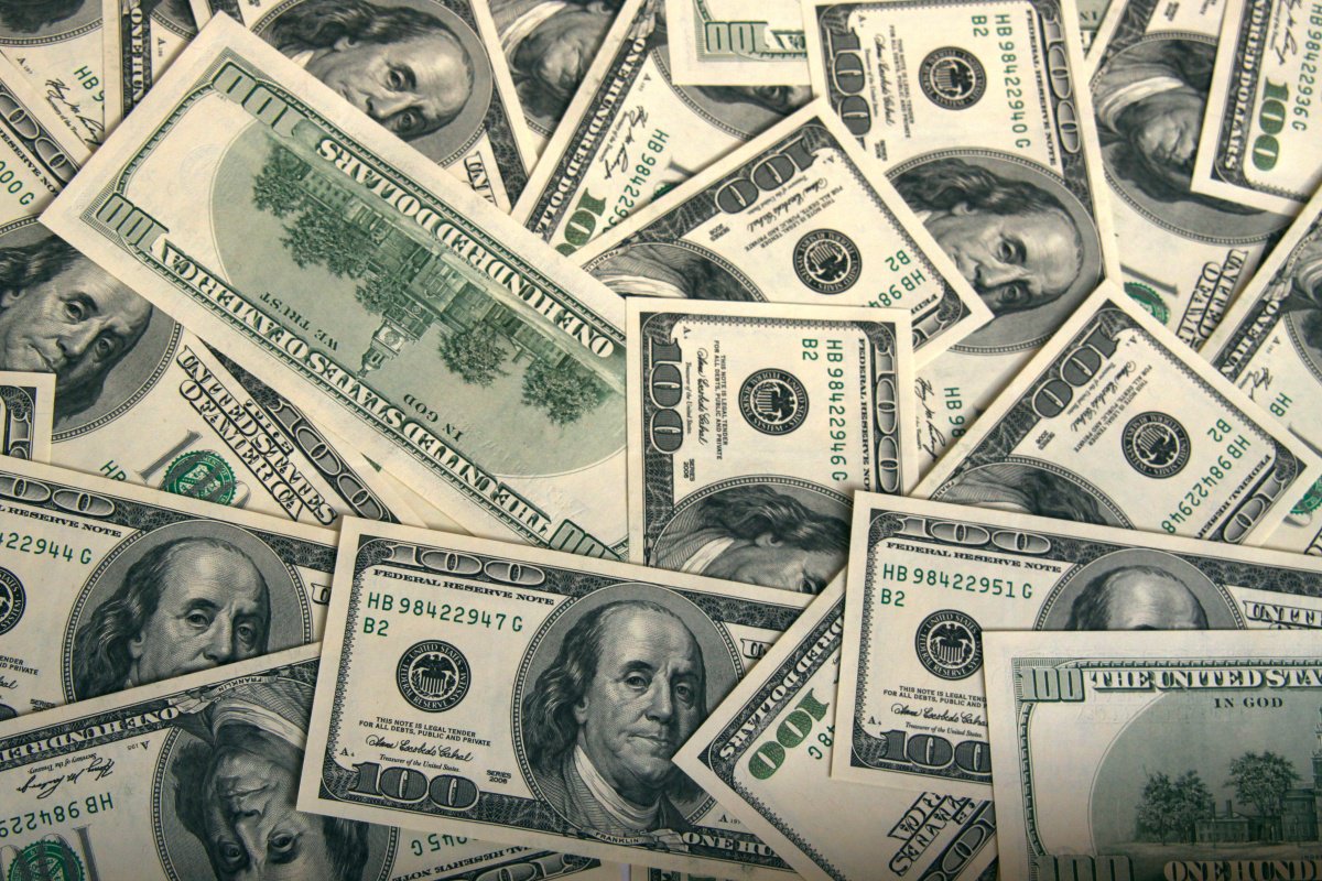 Ruim para muitos, dólar alto pode dar fôlego à economia