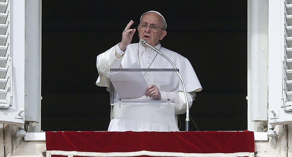 Papa Francisco diz que notícias falsas são um pecado muito sério