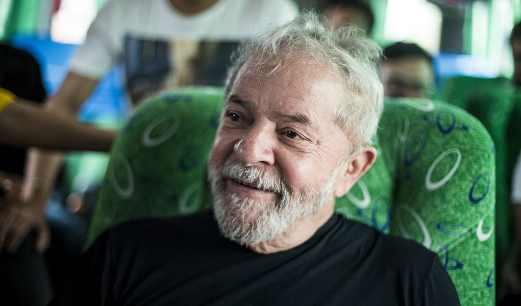 Laudo pericial: recibos de Lula foram assinados por 14(!!) canetas diferentes