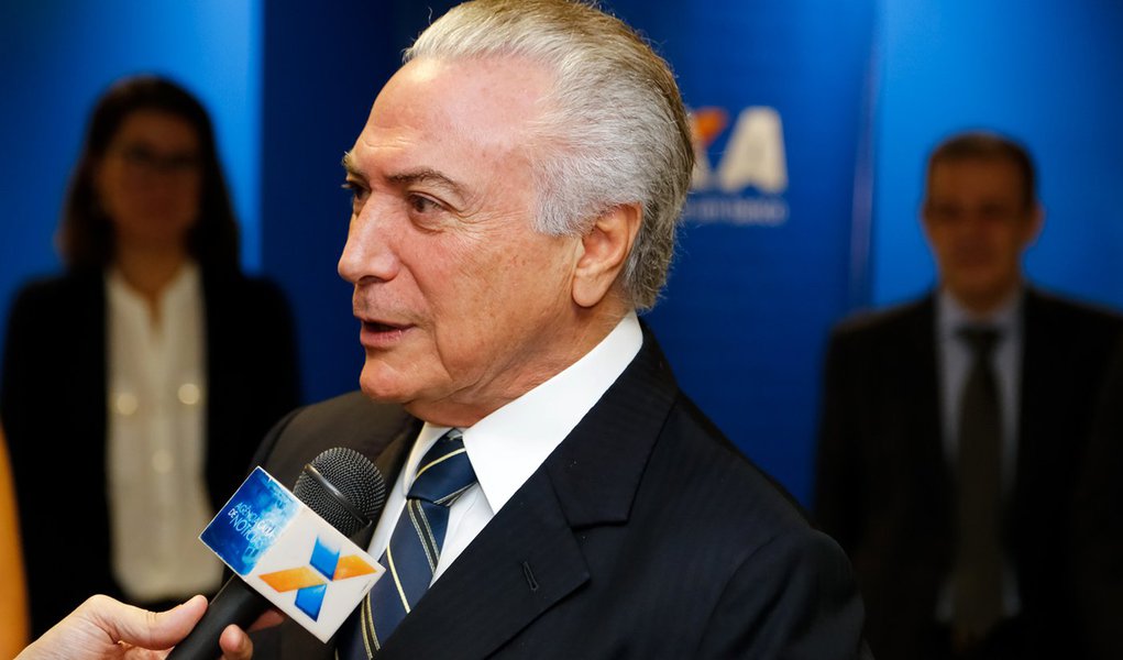 Temer vai manter na Caixa presidente e 4 vices investigados por corrupção