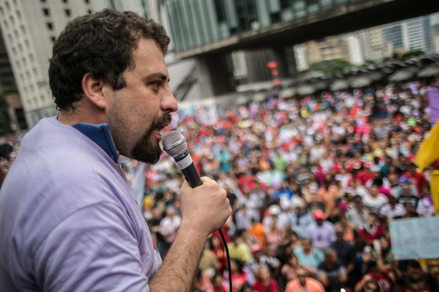 Boulos: ‘não assistiremos passivamente à prisão de Lula’
