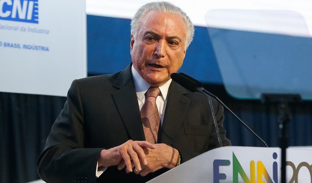 Brasil: à beira de um colapso social