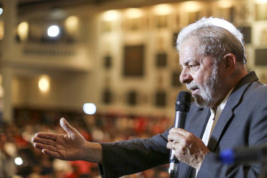 Lula, na primeira entrevista pós-prisão: rasgaram as leis para me prender