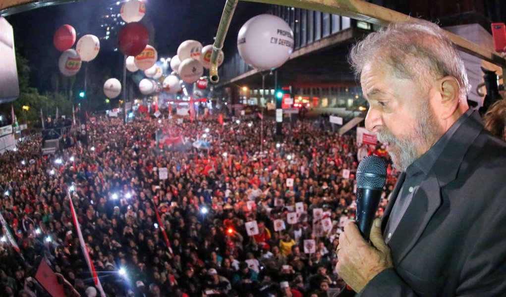 Com Lula ou Lula 2,  eleição abre oportunidade real para virar o jogo 
