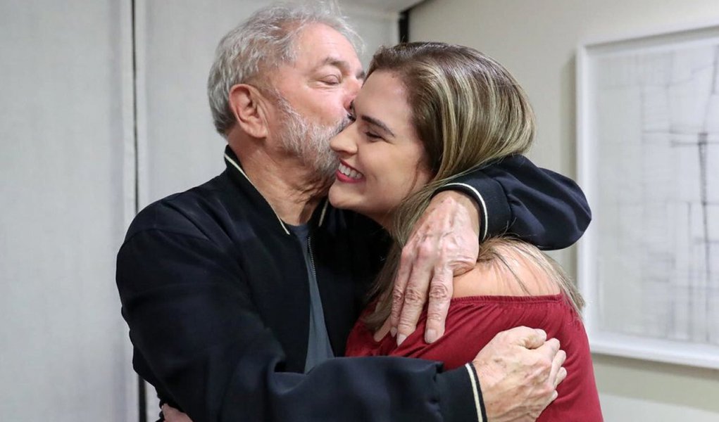Lula aposta em Marília Arraes e deixa de lado aliança nacional com PSB