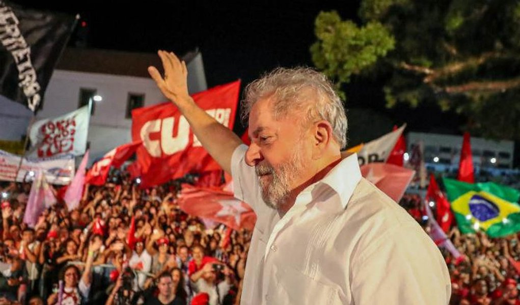 PT recorre para que Lula grave vídeos da campanha 