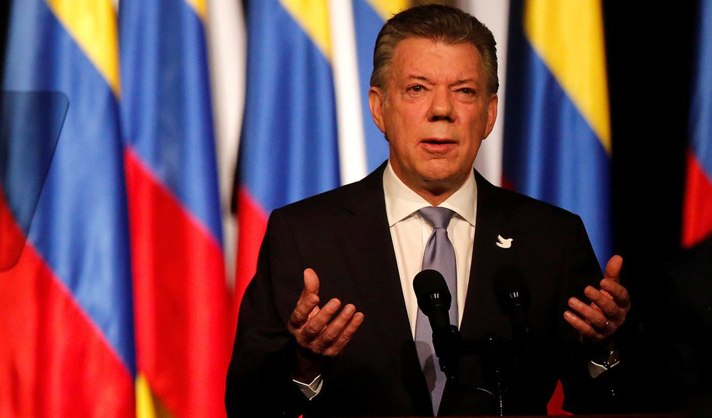 Ao instalar Congresso Nacional, presidente colombiano pede que parlamentares cuidem da paz