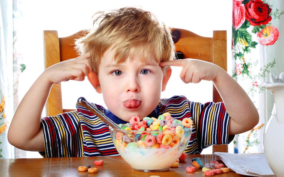 Crianças viciadas em açúcar. Como vencer o consumo excessivo de alimentos doces