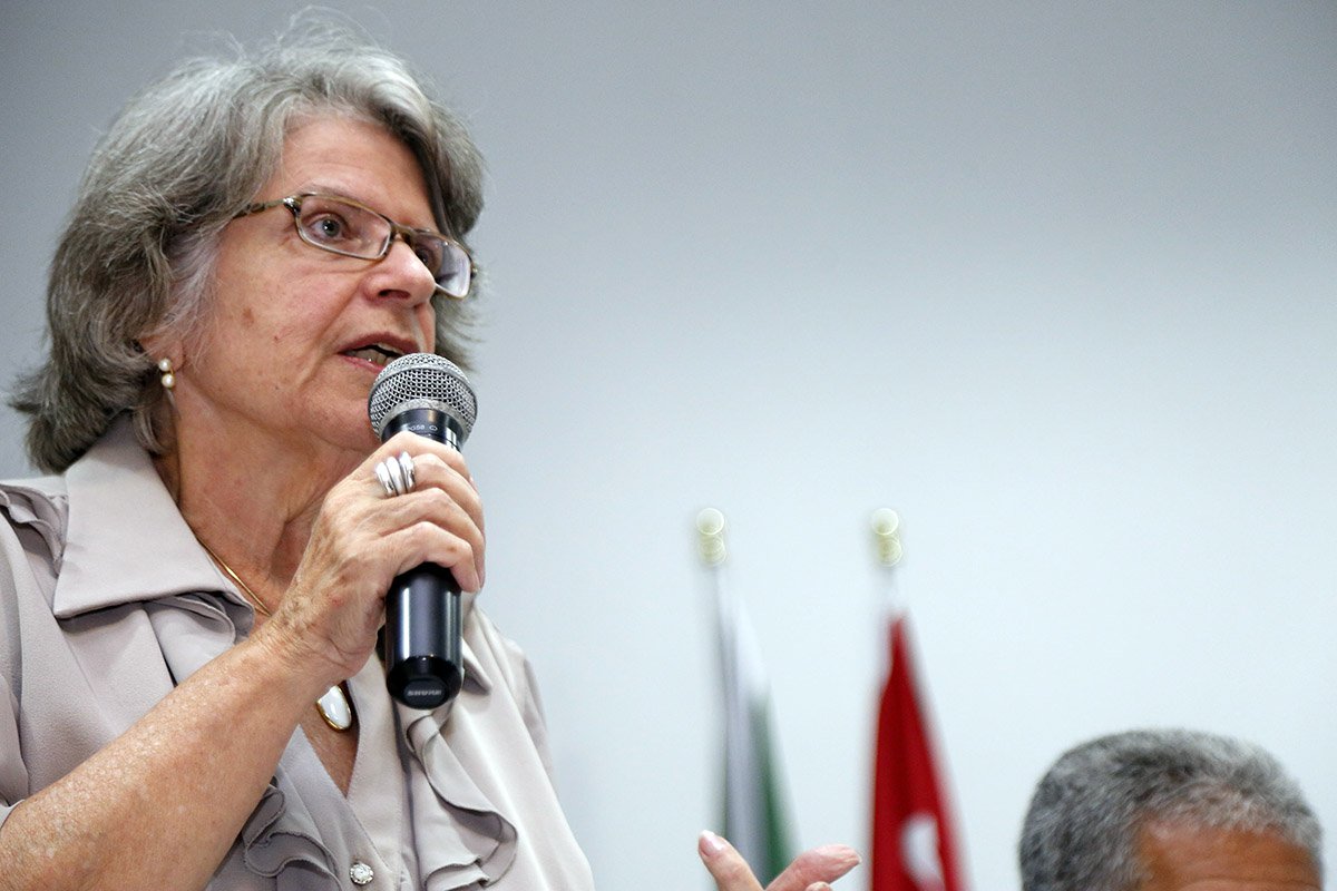 Candidata do PSOL entra na justiça por direito de participar do Roda Viva
